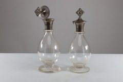 Greenwood & Watts. A Pair of Gothic Revival Silver Mounted Glass Communion Cruets - Thumbnail 3