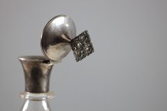 Greenwood & Watts. Pair of Gothic Revival Silver Mounted Glass Communion Cruets - Thumbnail 7
