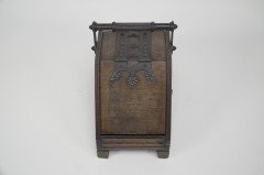 Benham & Froud, Designed by Dr. C. Dresser, Gothic Revival Oak Coal Scuttle - Thumbnail 3
