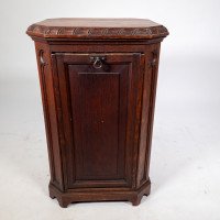 A. W. N Pugin, Style of. A Gothic Revival Oak Coal Purdonium with Linenfold Carving - Thumbnail 2