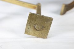 Thomas Jeckyll, attributed. A Pair of Anglo-Japanese Brass Fire Dogs with Love Birds - Thumbnail 17