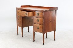 Waring & Gillow. An Arts & Crafts Bow Fronted Kneehole Twin Pedestal Desk - Thumbnail 4