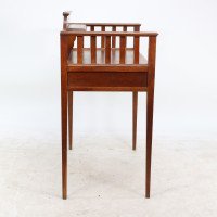 Wylie & Lochhead Attributed, a Good Arts & Crafts Oak Desk with a New Leather Writing Area - Thumbnail 4
