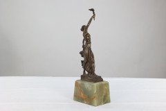 B. V. Fernandez, art Deco Bronze Figure on Onyx Base - Thumbnail 5