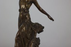 B. V. Fernandez. An Art Deco Bronze Figure on an Onyx Base - Thumbnail 9