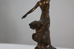 B. V. Fernandez. An Art Deco Bronze Figure on an Onyx Base - Thumbnail 11