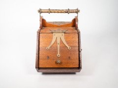 Dr. C. Dresser for Benham & Froud. Aesthetic Movement Oak Coal Box with Brass Hinges - Thumbnail 5