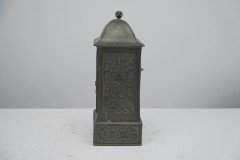 BGH Attributed, Arts & Crafts Brass Mantel Clock with Stylised Floral Chasing - Thumbnail 3