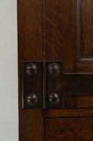 Arts & Crafts Oak Linen Press by Liberty & Co. with Fleur De Lys carved details - Thumbnail 17