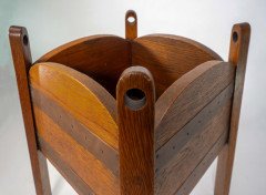 A Glasgow-Style Oak Arts & Crafts Copper Bound Planter with Stylised Elongated Top's with Circular Cutouts - Thumbnail 5