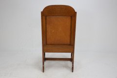 E. G. Punnett Attributed, probably Made by William Birch. An Oak Wing Back Chair - Thumbnail 19