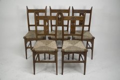 Liberty & Co. attributed. A set of six Glasgow Style Oak dining chairs - Thumbnail 2
