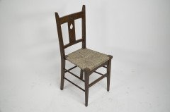 Liberty & Co. attributed. A set of six Glasgow Style Oak dining chairs - Thumbnail 4
