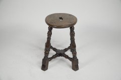 Aesthetic Movement Elm Stool with a 'S' Handle, & Wild Grain to the Seat - Thumbnail 3