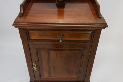 Morris & Co., A Fine Quality Arts & Crafts Walnut Wash or Shaving Stand - Thumbnail 12