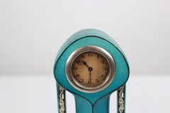 A Little Turquoise Blue Dressing Table Clock Decorated with Cherubs by a Tree - Thumbnail 10