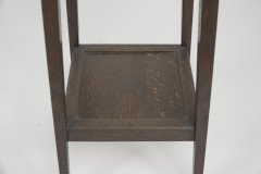 A nice quality Arts and Crafts plant stand with molded details - Thumbnail 9