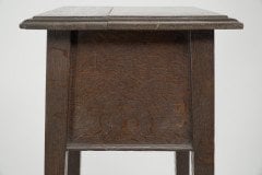 A nice quality Arts and Crafts plant stand with molded details - Thumbnail 8
