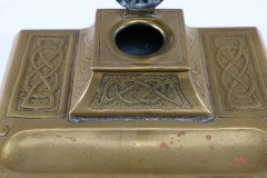 Magaret Gilmour School. An Arts & Crafts brass inkwell with a dome lid and Celtic interlacing - Thumbnail 14
