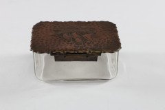 Mid-Century, c.1950 Glass and Copper Jewellery Box with Hand-Hammered Ship Lid - Thumbnail 7