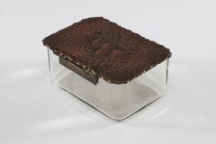 Mid-Century, c.1950 Glass and Copper Jewellery Box with Hand-Hammered Ship Lid - Thumbnail 8