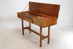 John Morley London. A 1960's clavichord signed John Morley Londini Fecit - Thumbnail 4