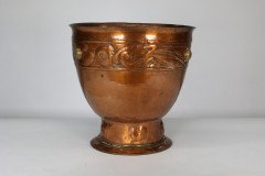 Alexander Ritchie of Iona Style. A Large Hand Hammered Heavy Gage Copper Planter - Thumbnail 2