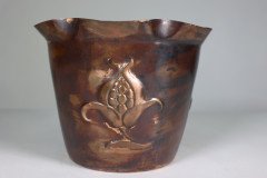 Joseph Sankey & Sons. Large Arts & Crafts Embossed Flower Pod Copper Planter - Thumbnail 6