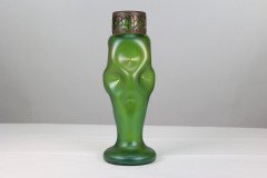 Loetz, attributed. A Tall Art Nouveau Green Iridescent Vase with Brass Floral Collar - Thumbnail 3