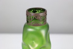 Loetz, attributed. A Tall Art Nouveau Green Iridescent Vase with Brass Floral Collar - Thumbnail 7