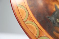 An Art Deco hand painted plate depicting Lois the Witch holding a black cat - Thumbnail 10
