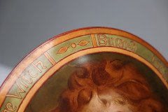 An Art Deco hand painted plate depicting Lois the Witch holding a black cat - Thumbnail 13