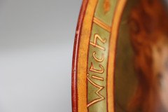 An Art Deco hand painted plate depicting Lois the Witch holding a black cat - Thumbnail 18