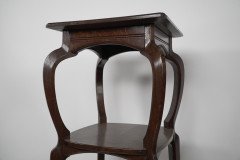 Liberty & Co., attributed. A Tall Arts & Crafts Walnut Torchère with an Art Nouveau Style - Thumbnail 10