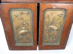 Aesthetic Movement Walnut Metamorphic Coal Box with Herons in a River Scene - Thumbnail 10