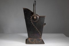 Robert Hilton. An Arts & Crafts Copper Coal Bucket with a Single Flower in Seed - Thumbnail 3