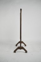 E. W. Godwin Style. An Anglo-Japanese Fire Screen with a Japanese Silk Embroidery - Thumbnail 3