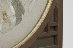 E. W. Godwin Style. An Anglo-Japanese Fire Screen with a Japanese Silk Embroidery - Thumbnail 11