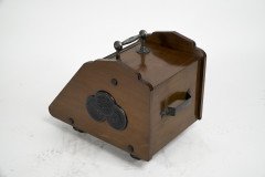 Thomas Jeckyll for Barnard Bishop & Barnard. A Rare Aesthetic Anglo-Japanese Walnut Coal Box - Thumbnail 6