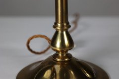 A Pair of Arts & Crafts Copper Table Lamps with Three Repousse Hearts to the Base - Thumbnail 9