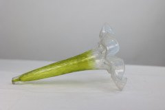 An Art Nouveau French Hand Made Iron Epergne with a Green & Vaseline Glass Flower - Thumbnail 9