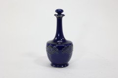 Royal Doulton. Arts & Crafts Beefeater Gin Advertising Decanter & Stopper - Thumbnail 2