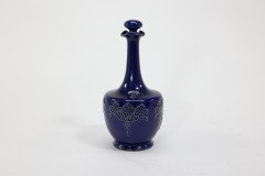 Royal Doulton. An Arts & Crafts Beefeater Gin Advertising Decanter & Stopper - Thumbnail 4