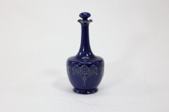 Royal Doulton. An Arts & Crafts Beefeater Gin Advertising Decanter & Stopper - Thumbnail 5