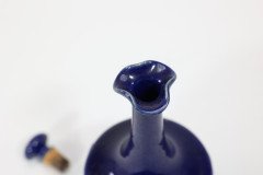 Royal Doulton. An Arts & Crafts Beefeater Gin Advertising Decanter & Stopper - Thumbnail 12