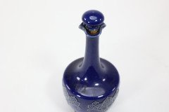 Royal Doulton. An Arts & Crafts Beefeater Gin Advertising Decanter & Stopper - Thumbnail 7