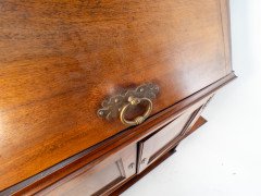 Aesthetic Movement Walnut Shelf Cabinet In the style of E. W. Godwin - Thumbnail 11