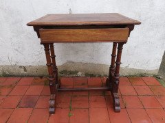 Charles Bevan for Marsh and Jones of Leeds. A Gothic Revival walnut side table with a burr walnut top - Thumbnail 8