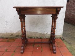 Charles Bevan for Marsh and Jones of Leeds. A Gothic Revival walnut side table with a burr walnut top - Thumbnail 7