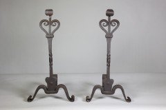 Thornton & Downer ( attributed. ). A Pair of Arts & Crafts Cotswold School Handmade Steel Fire Dogs - Thumbnail 3